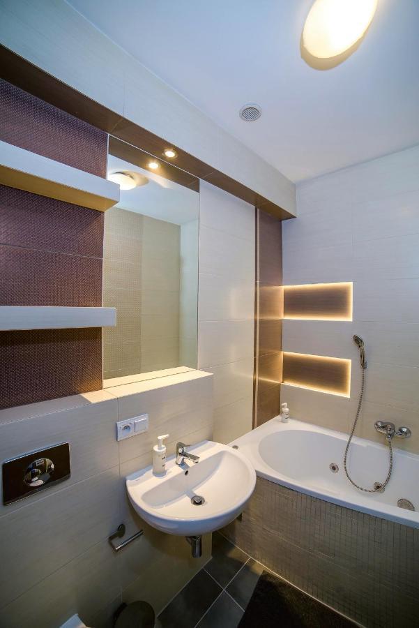 Cracovia Apartments ภายนอก รูปภาพ
