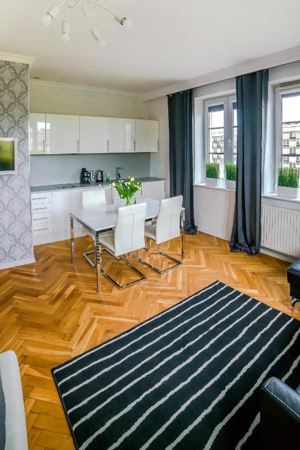 Cracovia Apartments ภายนอก รูปภาพ