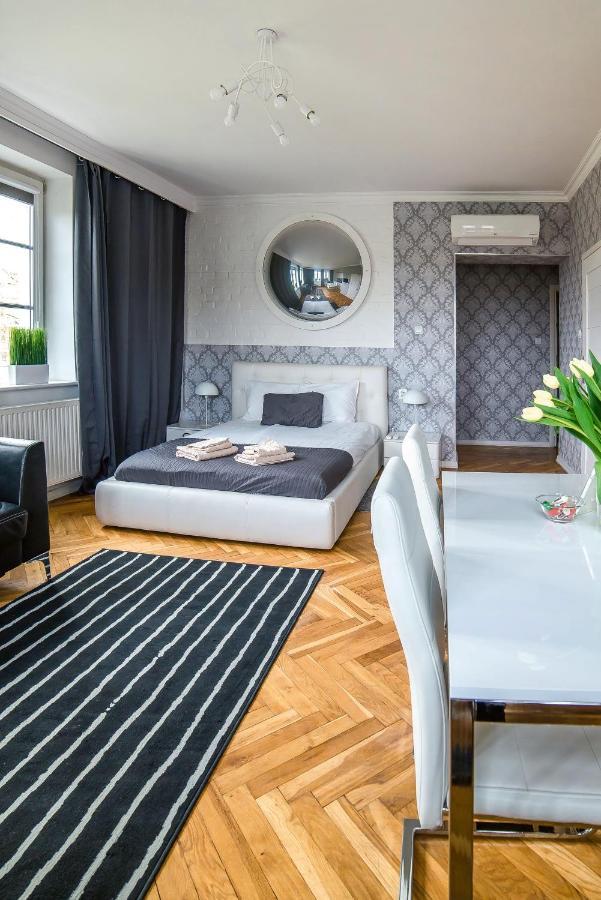 Cracovia Apartments ภายนอก รูปภาพ