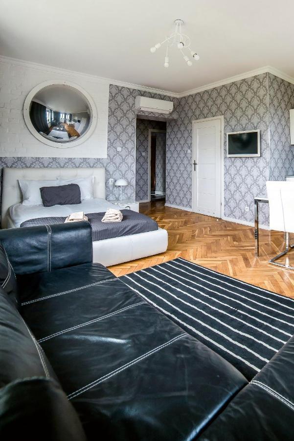 Cracovia Apartments ภายนอก รูปภาพ