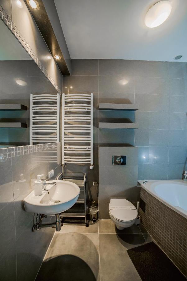 Cracovia Apartments ภายนอก รูปภาพ